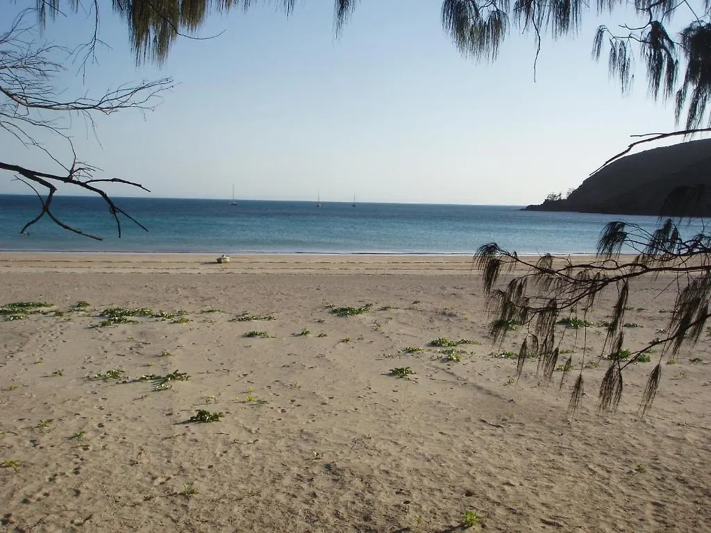 Keswick Island Guest House
