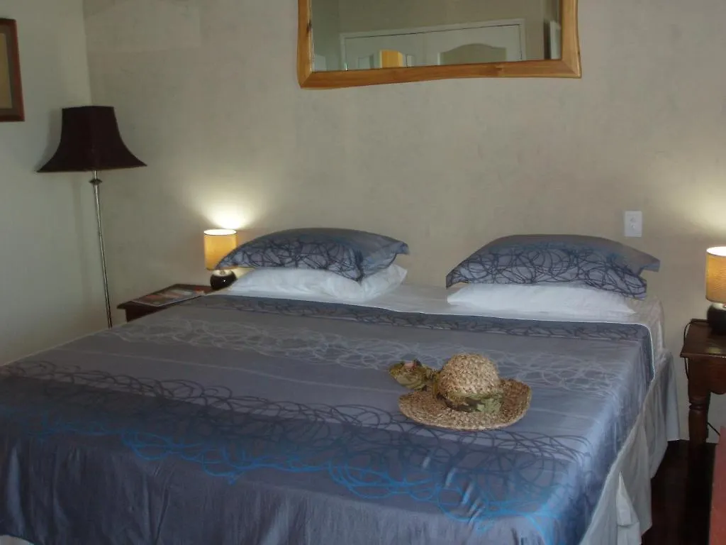 Keswick Island Guest House